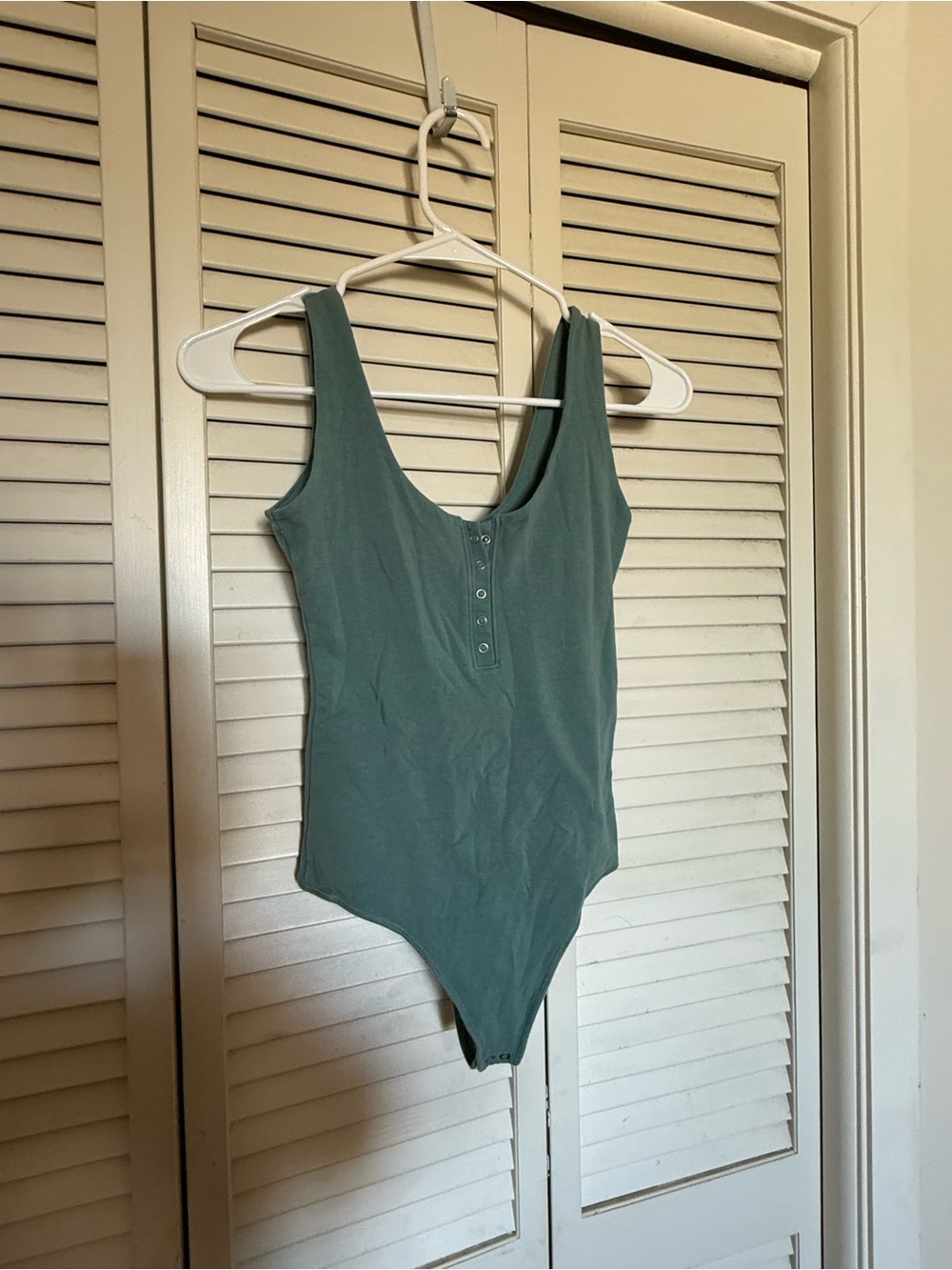 Abercrombie & Fitch Scoop-Neck Bodysuit Sage Green